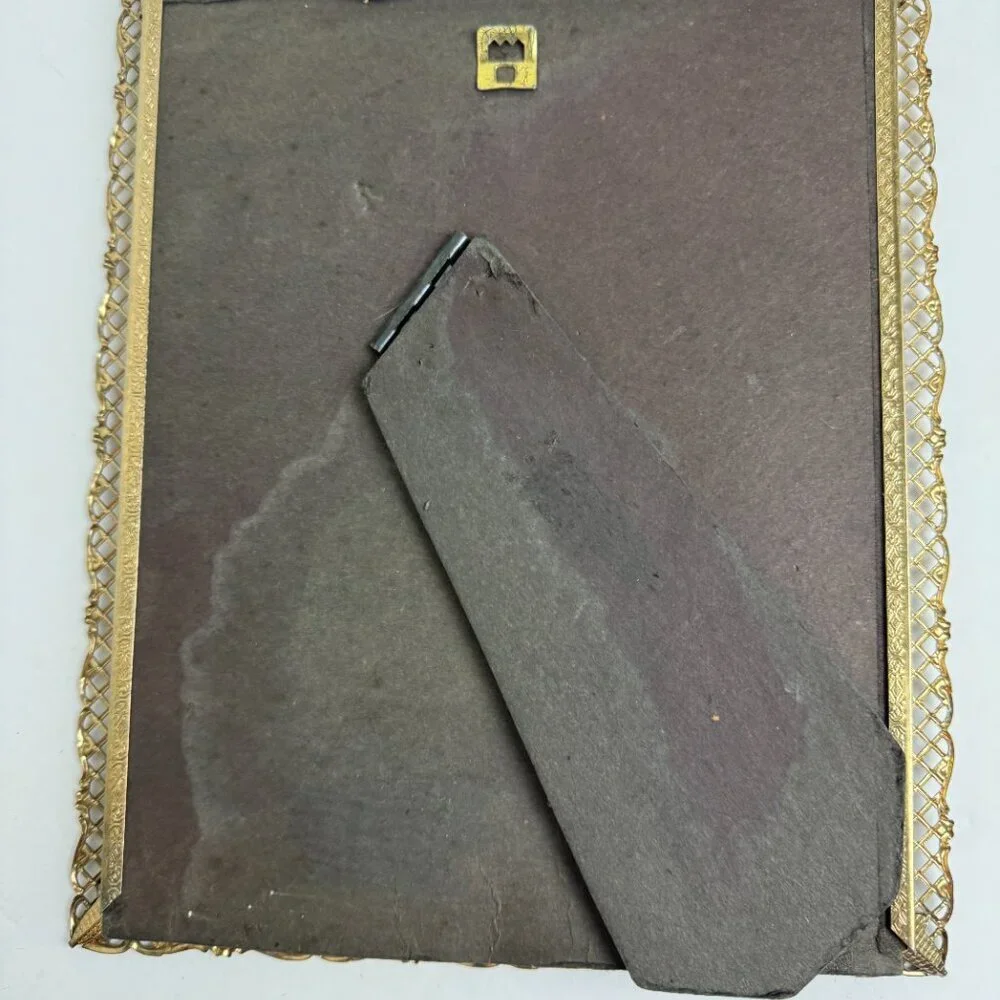 Vintage 9 x11 Gold Filigree Ornate Metal Picture Frame